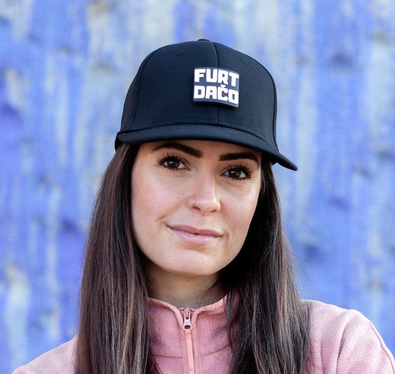 Unisex Curved šiltovka - Furt Dačo